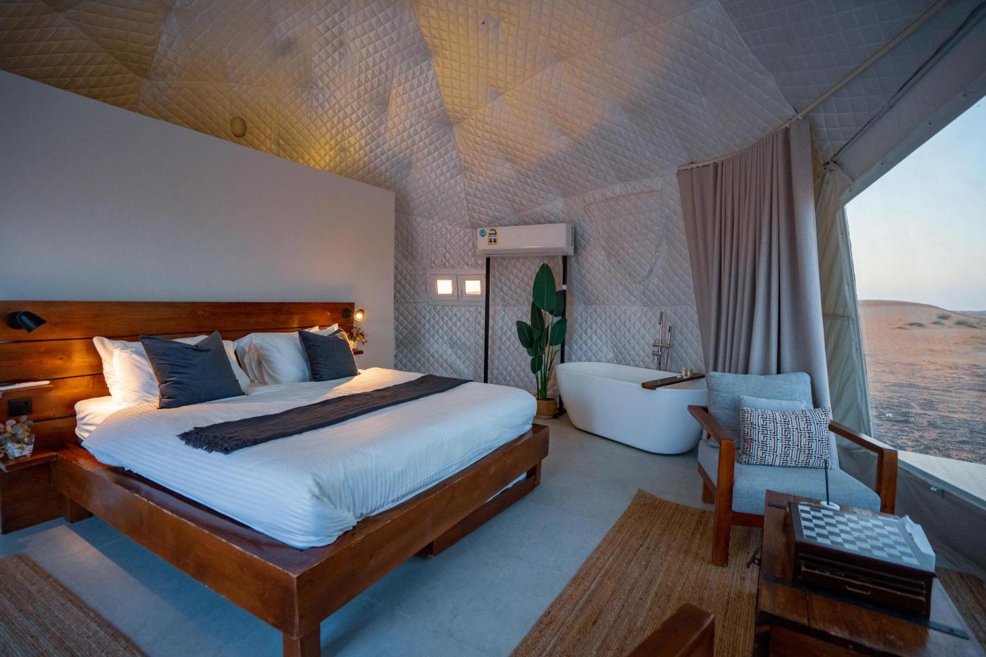 Badīyah Starry Domes Desert Camp מראה חיצוני תמונה