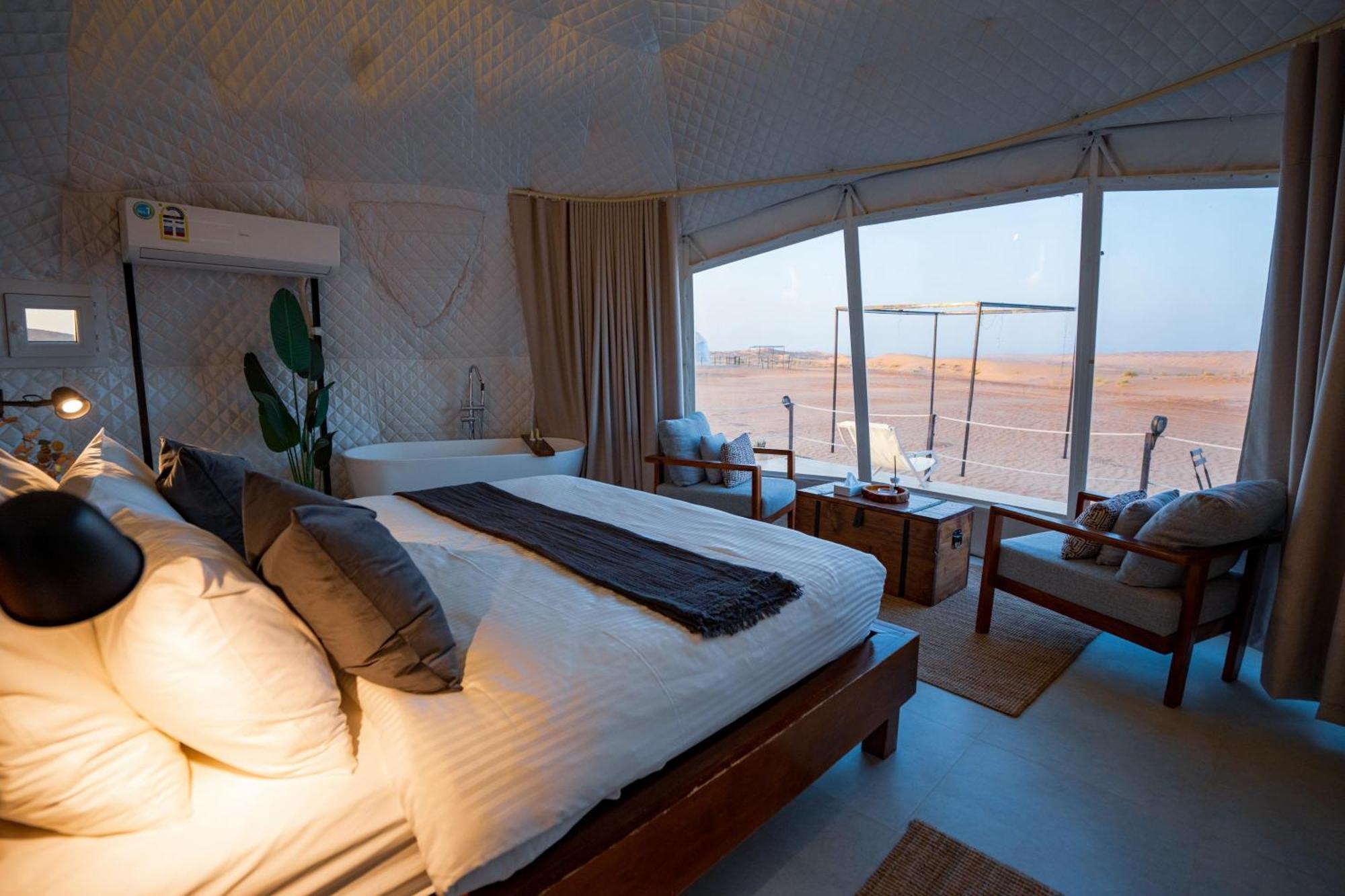 Badīyah Starry Domes Desert Camp מראה חיצוני תמונה