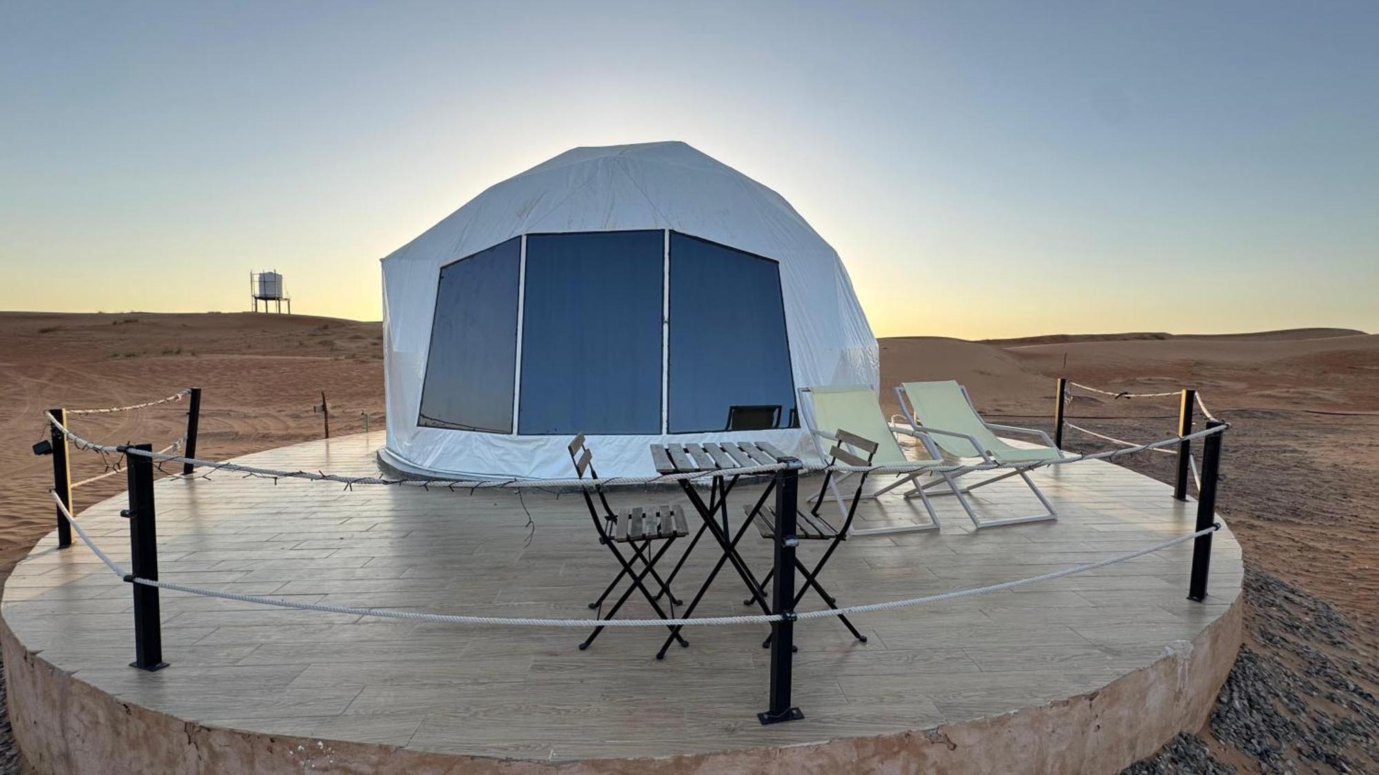 Badīyah Starry Domes Desert Camp מראה חיצוני תמונה