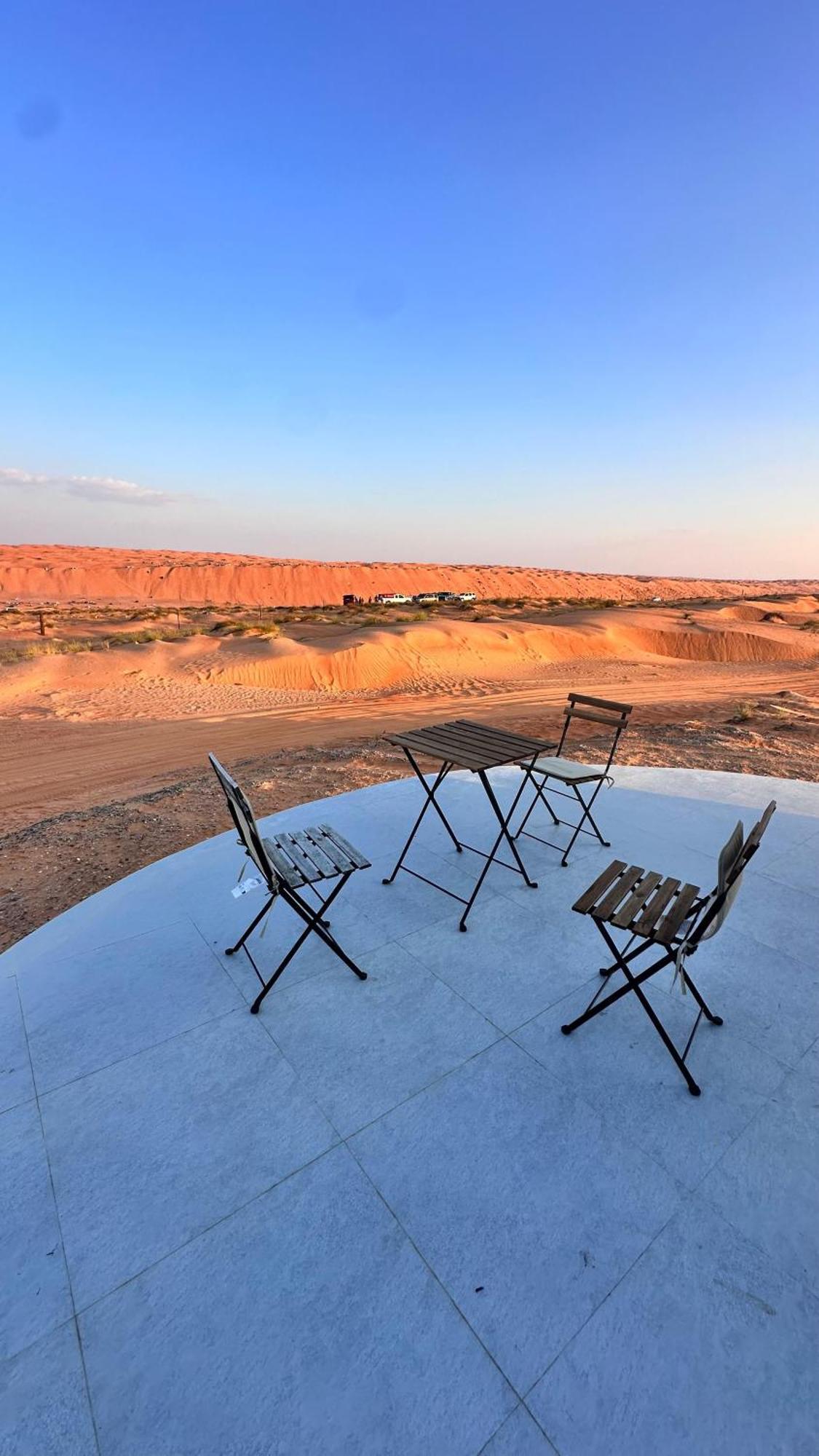 Badīyah Starry Domes Desert Camp מראה חיצוני תמונה