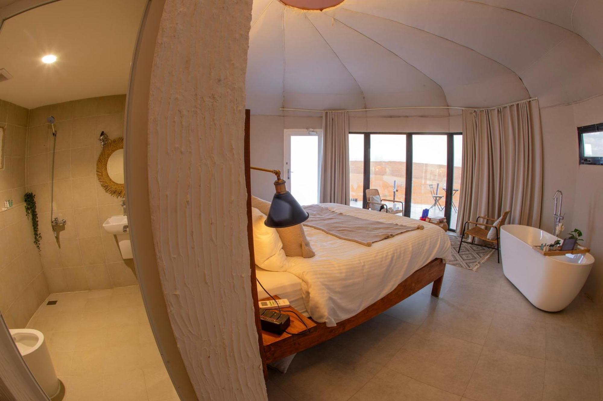 Badīyah Starry Domes Desert Camp מראה חיצוני תמונה